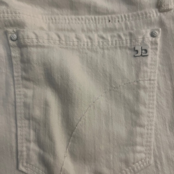 Joe’s Jeans White Bootcut Denim - Picture 4 of 8